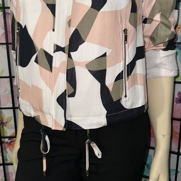 DKNY Geometric Jacket - Picture 3 of 13